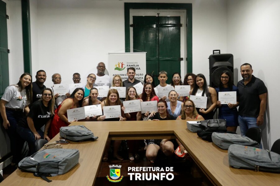 Formatura de Emancipa Família Gaúcha 